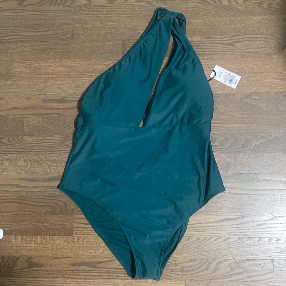 NWT Target One Piece Swimsuit - Picture 3 of 5
